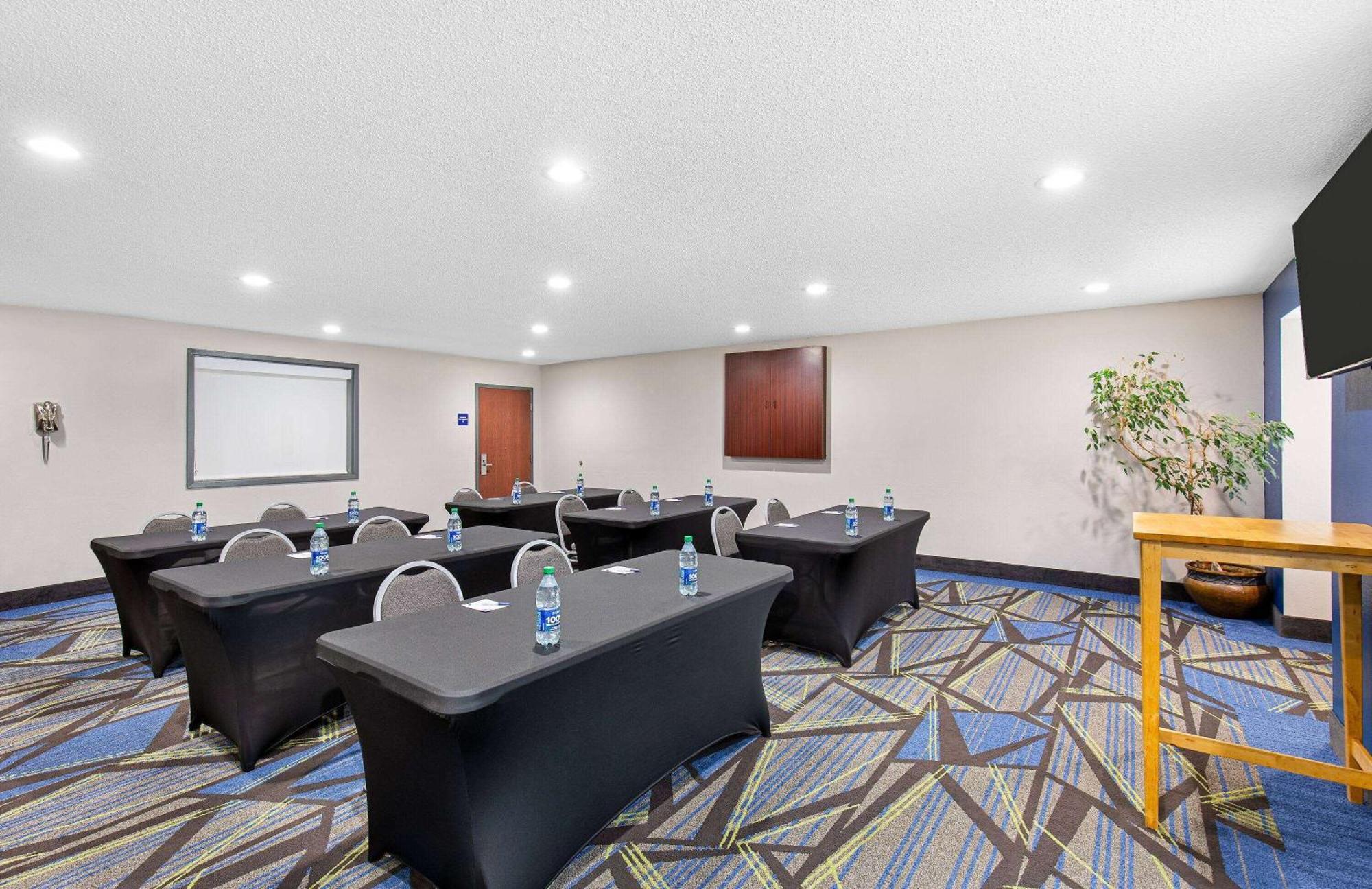 Microtel Inn & Suites Columbus North المظهر الخارجي الصورة